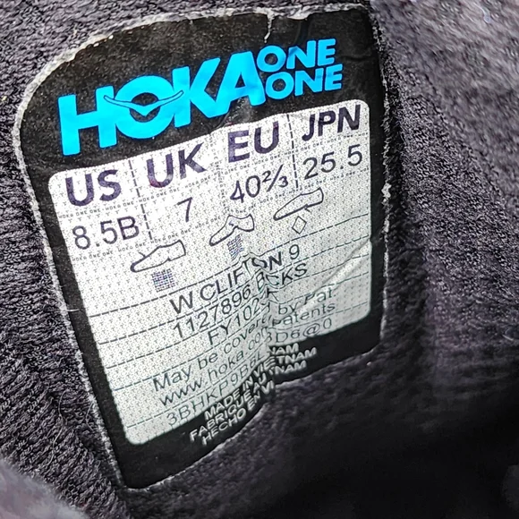 HOKA CLIFTON 9 - Womens Athletic Shoes - SIZE 8.5B - ((  Please See All Pictures - Picture 10 of 10